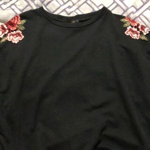 Black short sleeve cropped sweater